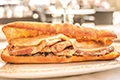 bocadillo lomo queso