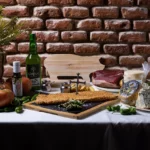 Un hórreo en la Plaza Mayor: así se presenta el Mejor Cachopo del Mundo en Arrabal